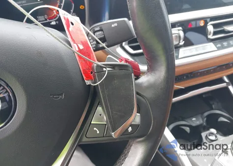 2021 BMW 330I from USA, damaged, VIN 3MW5R1J08M8B58921